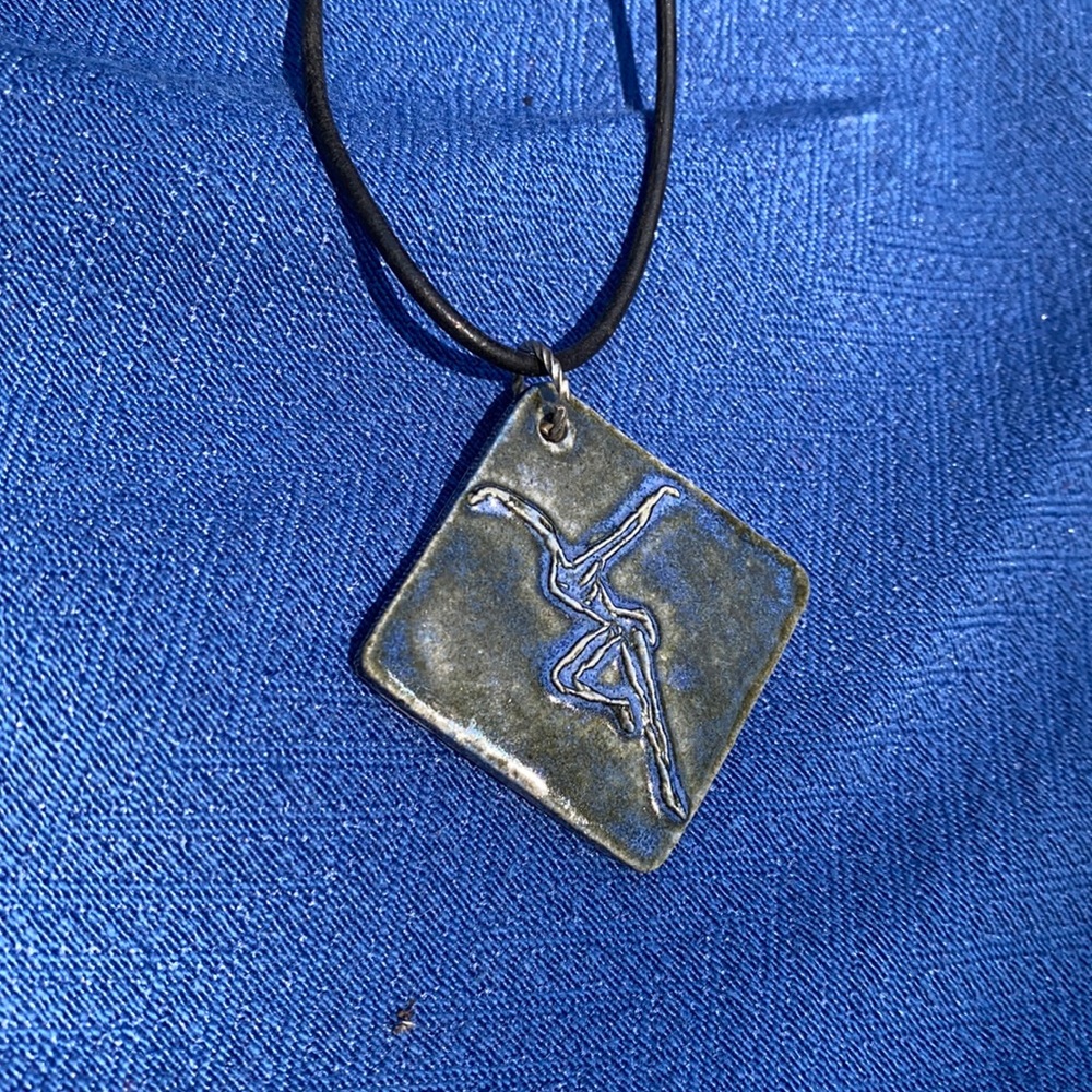DMB blue necklace